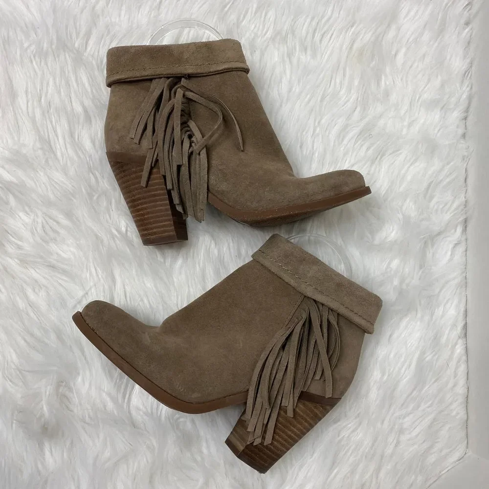 Jessica Simpson Callaghan Fringe‎ Booties Size 7.5